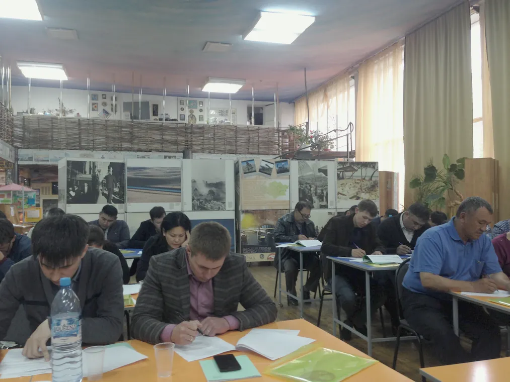 Слушатели семинара выполняют письменное задание